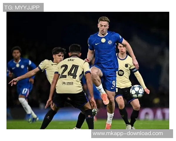 西甲激战：多特蒙德6-2大胜切尔西补时进球点燃全场激情