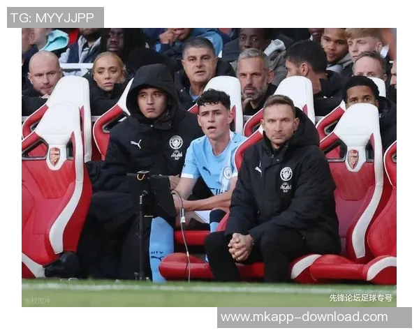 欧冠激战波尔图与曼城握手言和红牌事件引发全场热议