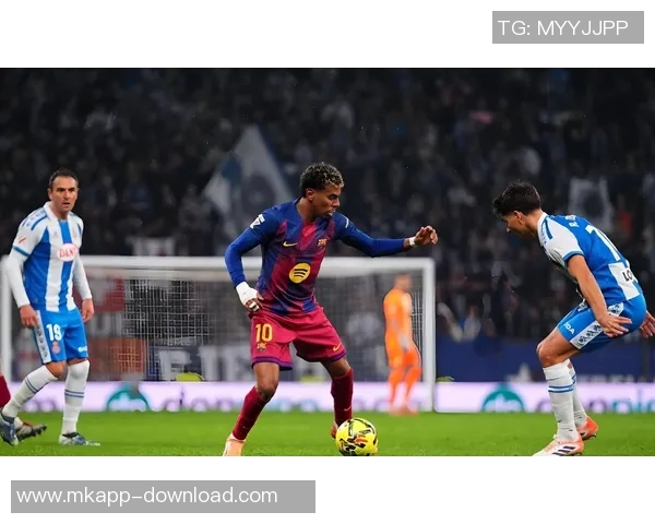 欧联杯阿森纳逆转巴萨精彩帽子戏法引爆全场十大进球回顾