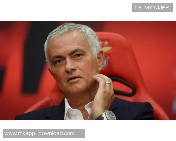 本菲卡逆袭曼联3-0胜利时刻成欧冠历史冷门引发全场狂欢